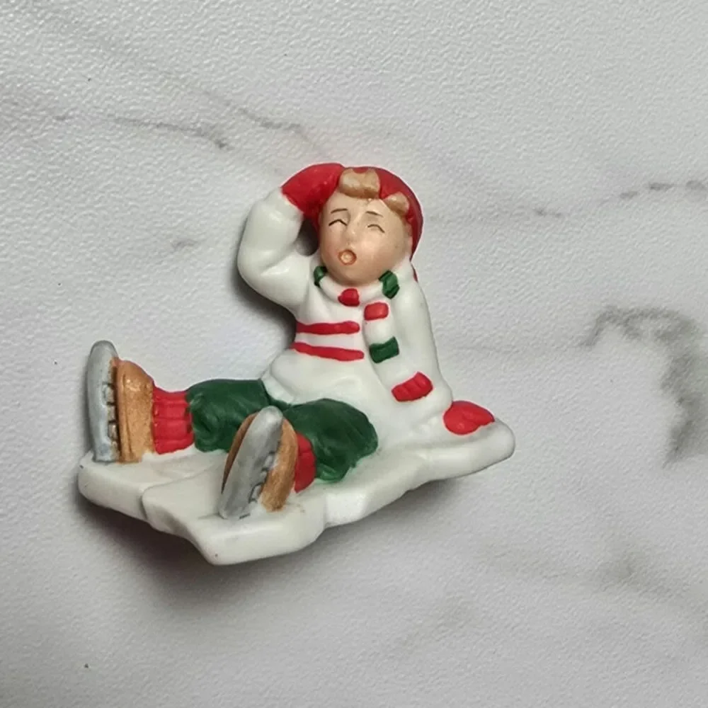 1991 1987 Lot of 10 Lefton Colonial Village Christmas Figurines